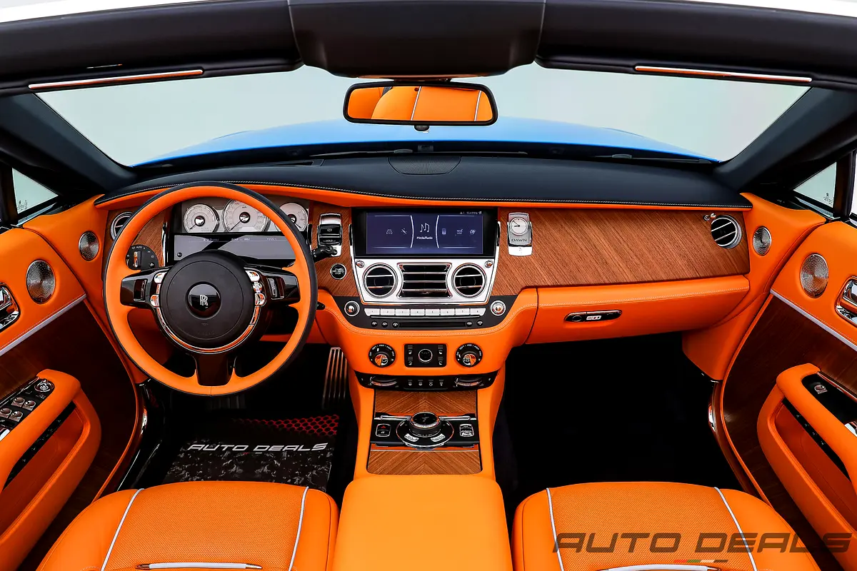 Rolls-Royce Dawn 2023