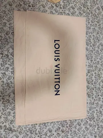 Louis Vuitton handbag dust bag