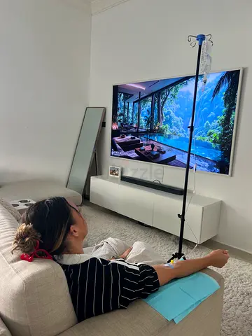 Samsung The Frame 85” Smart TV (2024) – Art Mode – Excellent Condition