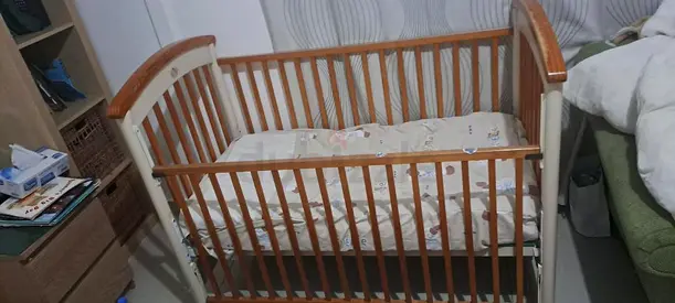 Wooden Crib for Sale