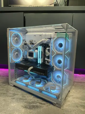 High-Performance Gaming PC Intel i9-14900K | RTX 5070 Ti WHITE | 32GB DDR5 | Lian Li O11