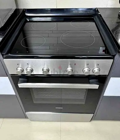 Siemens 4 Zone Electric Ceramic Cooker. 60×60cm