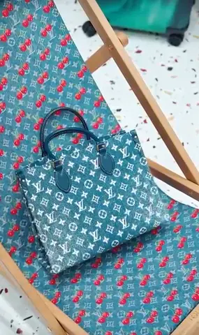 price huge reduced！！！Elegant Louis Vuitton Handbag for Sale