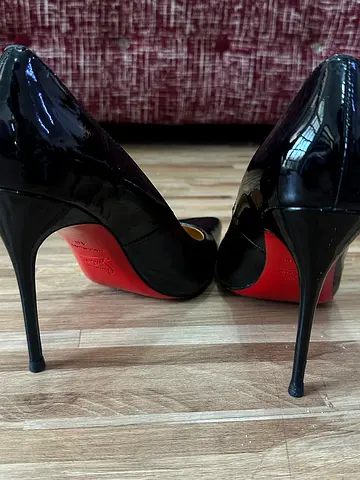 Christian Louboutin Heels size 40