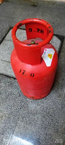 Gas cylinder 11 kg small full