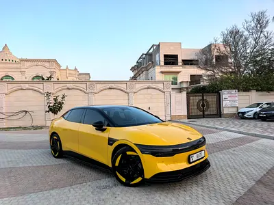 ZEEKR OO7 PERFORMANCE PACKAGE DULL MOTOR 2024 SPECIAL CAR IN UAE ALL MUST BRAND NEW