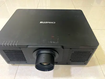 Excellent Projector for sale