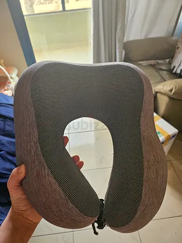 Comfortable neck pillow for travel