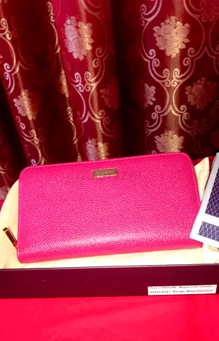 Chopard wallet Caviar skin New beautiful rare color Fuchsia 🔥 Brand new Chopard • never used • bout