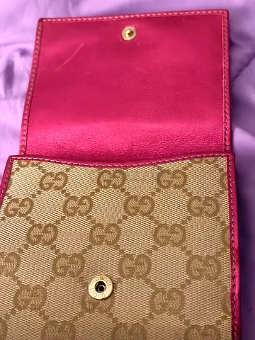 Stylish Gucci Wallet for Sale