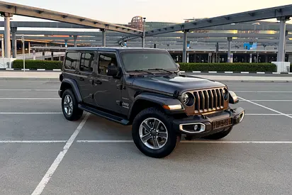 Al-Futtaim Service History / 2 Keys | Jeep Wrangler JL Sahara Unlimited 2021 GCC Specifications