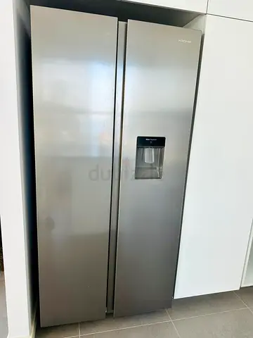 Spacious and Modern Refrigerator for Sale