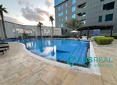 Spacious Studio in Capital Bay Tower B - Modern Living in Business Bay