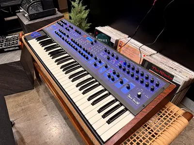 Dave Smith Poly Evolver Synthesizer