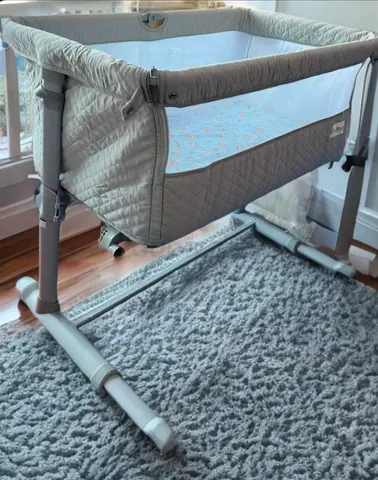 Bumble  bird Bedside baby Crib for Sale
