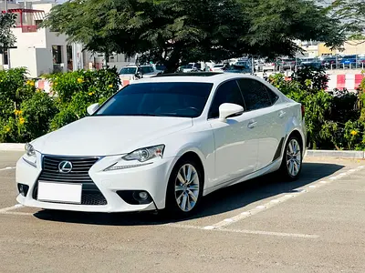 Lexus IS200T 2016 GCC URGENT SALE