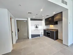 Spacious Smart 2-bedrooms apartment with huge balcony| Amneties