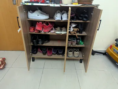 Show rack from home box