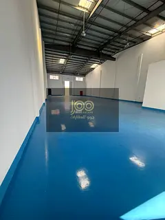 Brand New Single-Level Warehouse for Annual Rent in Umm Al Thuoob | 5,000 sq. ft. | Epoxy Flooring |