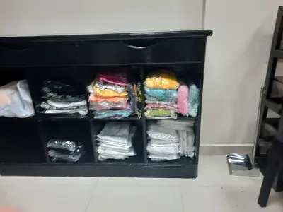 Organized Shelves x8