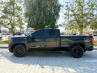 صورة 10 لـ 2023 GMC SIERRA