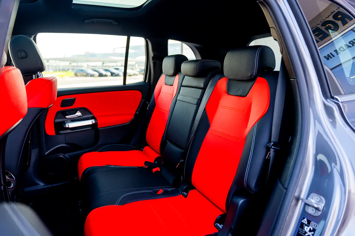 Mercedes-Benz GLB-Class 2025