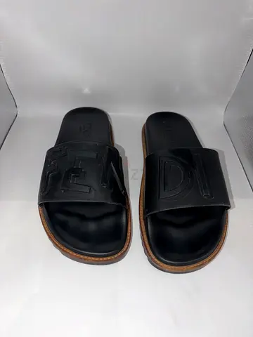 Fendi slides