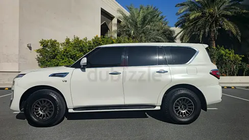 Nissan Patrol 2015