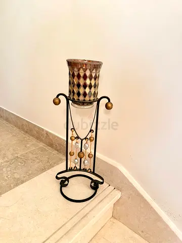 Elegant Candle Holder Stand