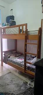 Bunker bed space Available near DIC Metro Station