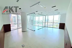 FITTED OFFICE FOR SALE IN PRIME LOCATION/ HIGH ROI