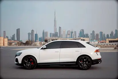 2023 AUDI RS Q8 photo 3