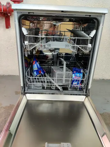 Bosch latest model 2 rack dishwasher silence plus 12 Place settings 5 programs washing