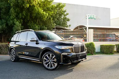 BMW X7 M50i 2021 GCC | BMW Warranty 08/2026 | Full Options | 79,000 km | Pristine
