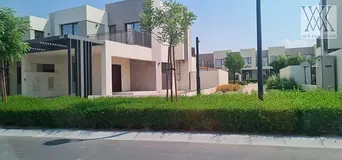 4 bedroom | Land Scaped Huge Plot | Best Price