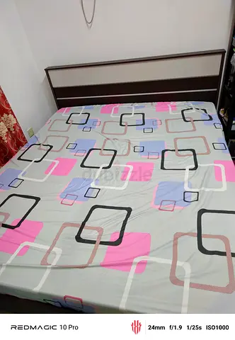 King size Bed