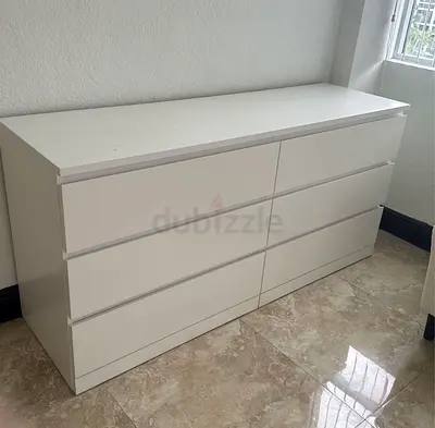 Minimalist White Dresser with 6 Drawers