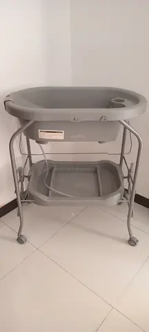 Juniors Aqua Foldable Change Centre with Bathtub