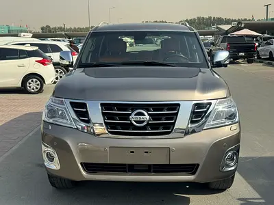 Nissan patrol 2014 fullopshin Gary color GCC Caleb car