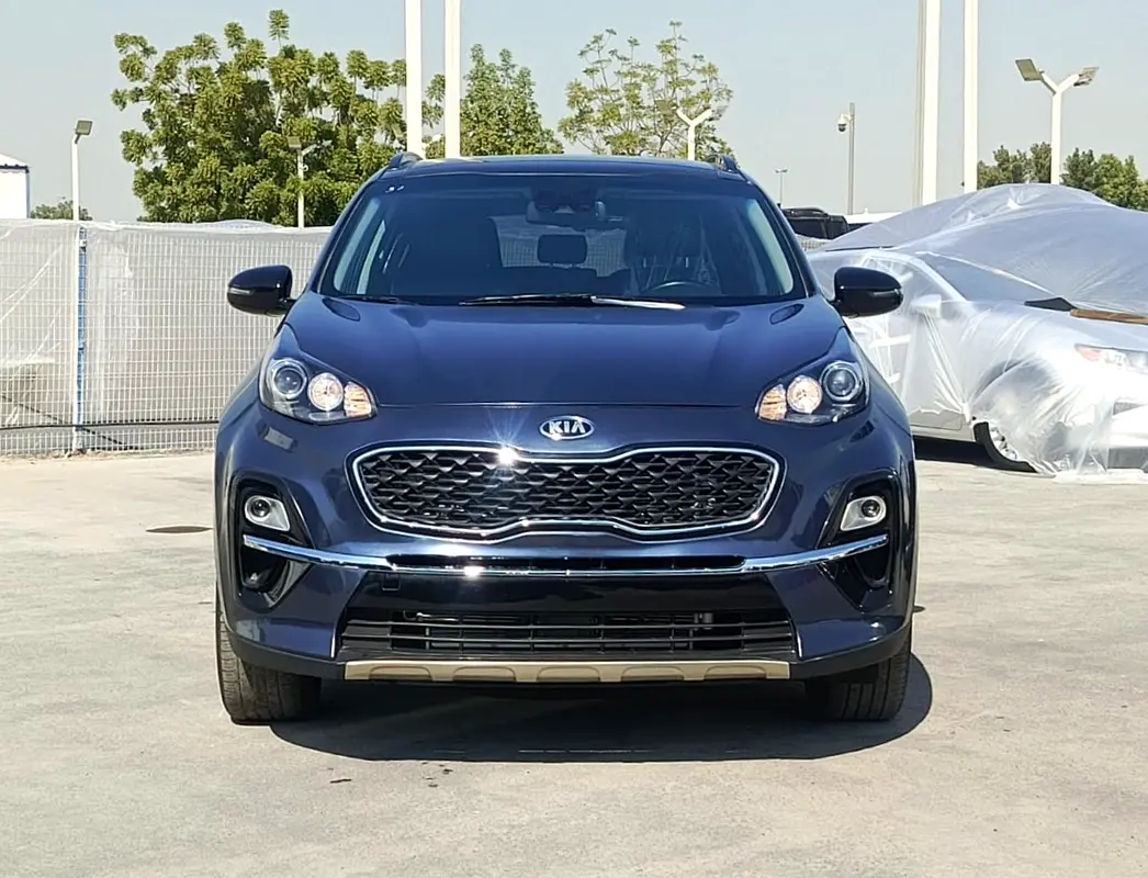Kia Sportage 2022 — photo 1 of 20