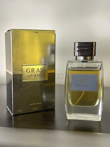 GRAY ABSOLU – Eau de Toilette 
عطر أنيق برائحة عصرية تجمع بين الانتعاش والجاذبية، مثالي للاستخد