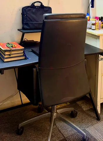 Gaming Table With Leather Chair