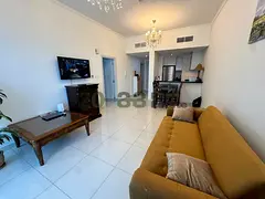 Spacious Unit l Sea View l Prime Location