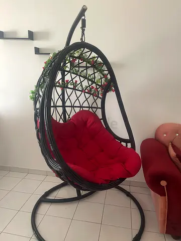 Cozy Hanging Egg Chair for Relaxation