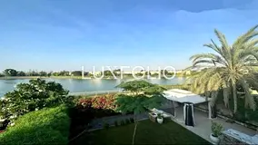 Vacant 3 Bedroom | Spacious | Lake View