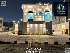 Classic corner villa for sale, two floors and a roof, 7 master bedrooms, at a special price includin