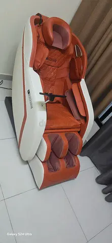 Massage Chair in Excellent Condition
