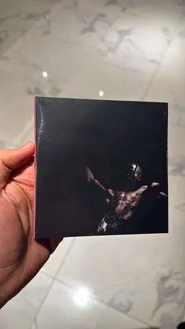 Travis Scott UTOPIA CD COVER 1