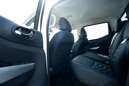 صورة 13 لـ 2025 Nissan NAVARA