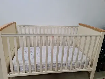 Baby Crib for Sale